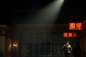 算法之外中机房指示灯整齐排列的画面